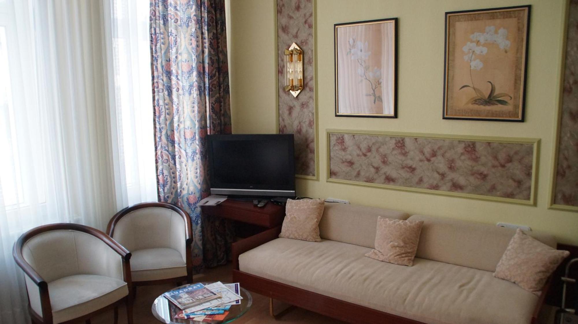 Hotel Alt Lueneburger Kutscherstuben Extérieur photo